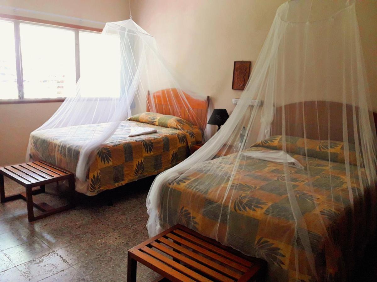 Hotel Tikal Inn מראה חיצוני תמונה