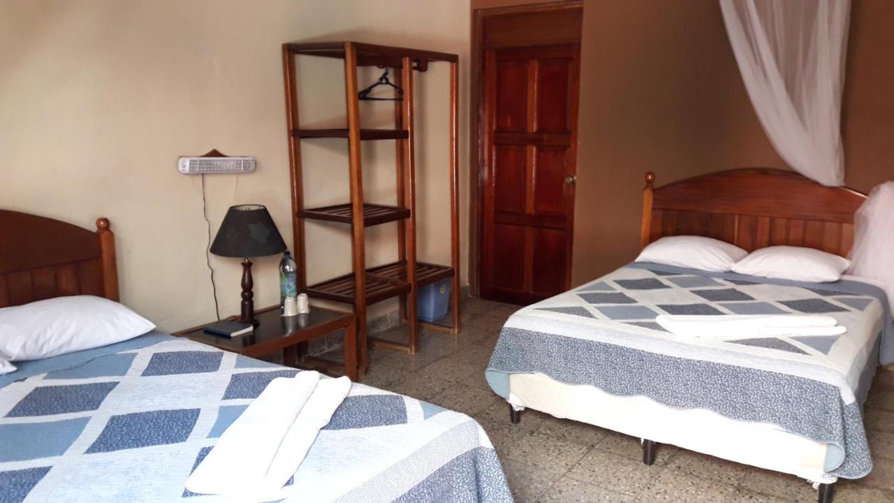 Hotel Tikal Inn מראה חיצוני תמונה